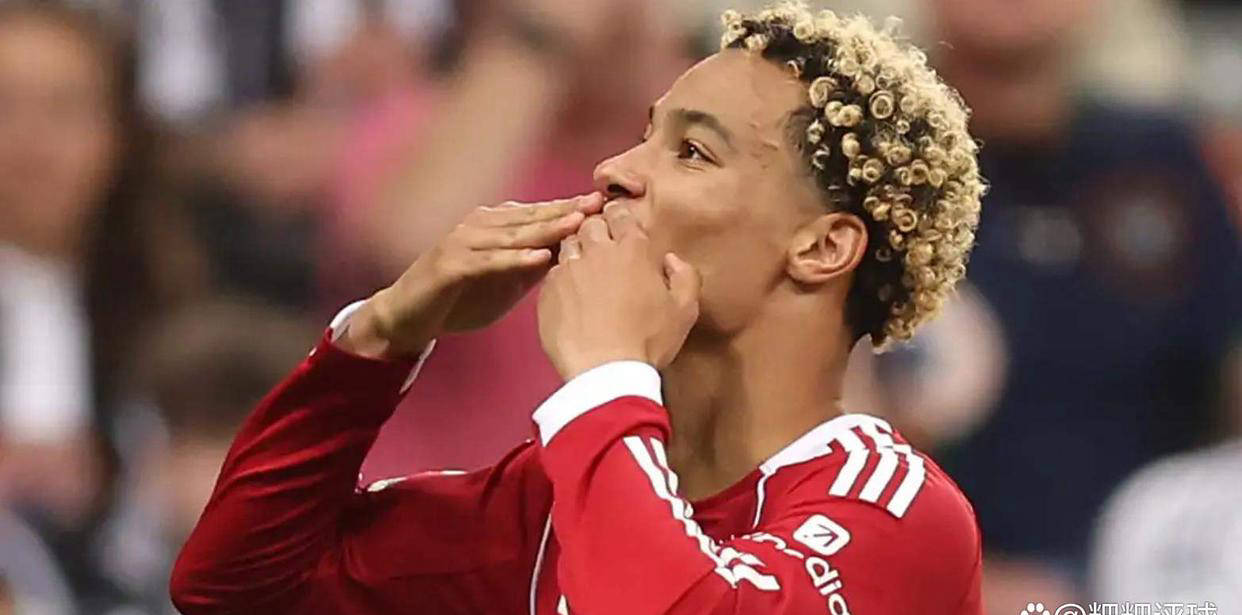 利物浦成功抢走德甲球星埃基蒂克7900万英镑转会内幕曝光