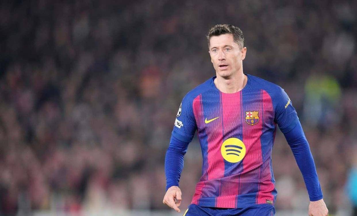 西甲积分榜出炉!巴萨3-0横扫,豪取3连胜,先赛4分屡先,将压力甩给皇马_比赛_亚马尔_进球