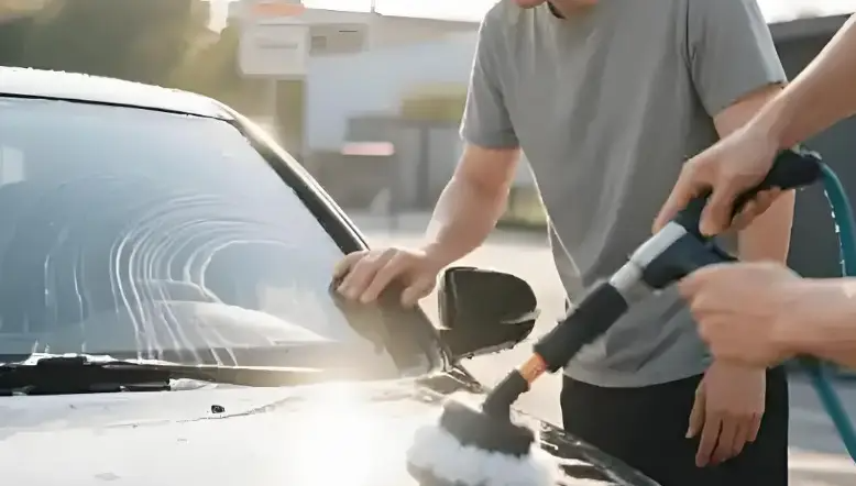 洗车时最常犯的8个错误，你知道几个？第1个就90%的人中招！