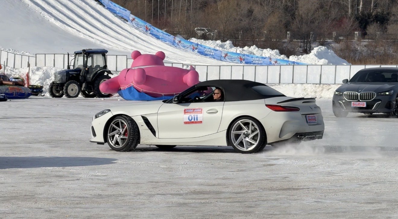 2026宾县二龙山全民冰雪赛车嘉年华燃动新春