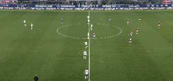 半场：博洛尼亚1-0拉齐奥，卡斯特罗头槌破门