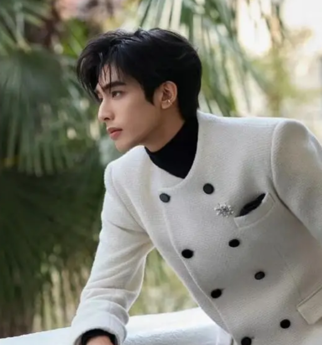 宋威龙赵今麦 马场二搭 荧幕情缘再续