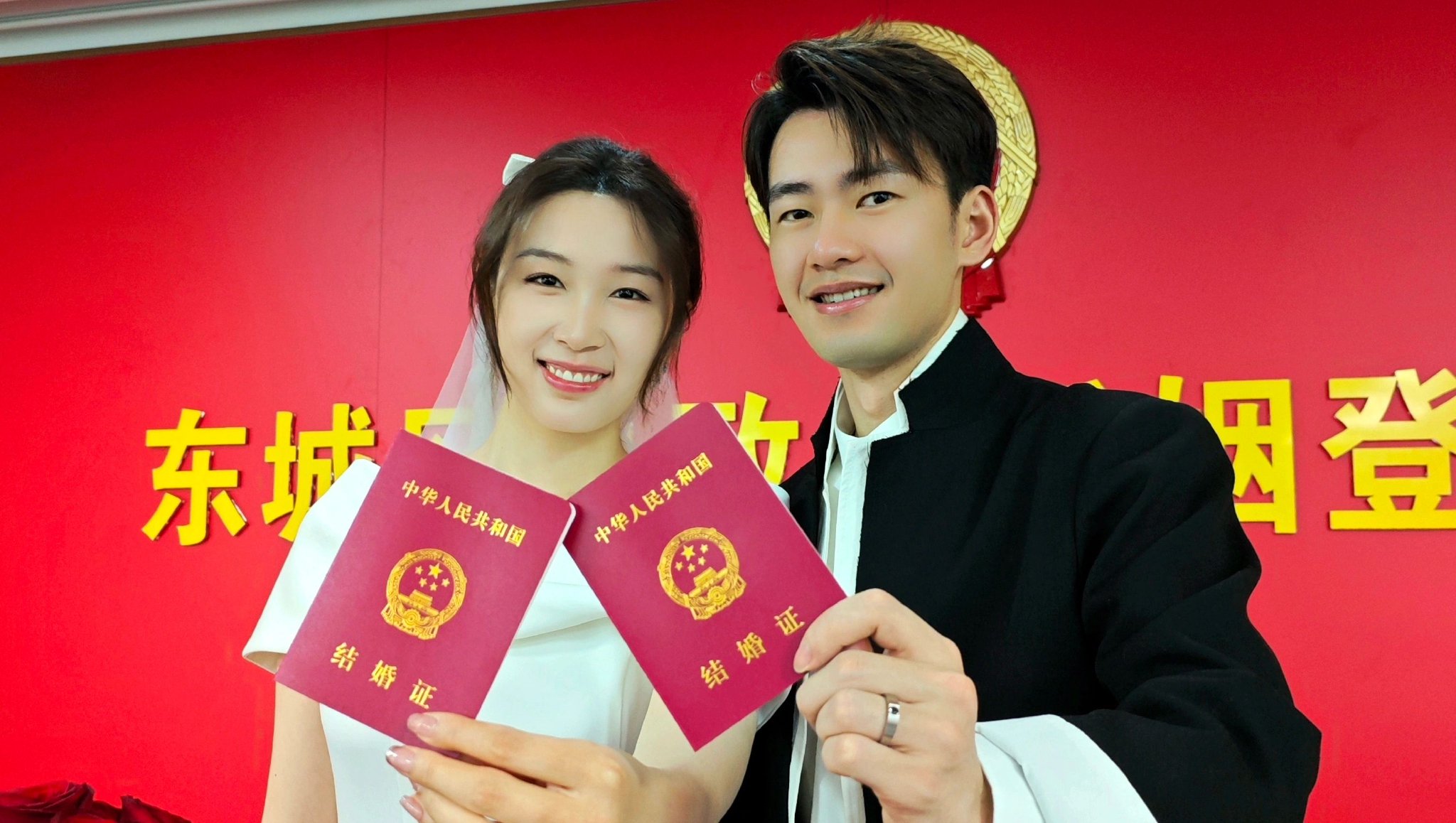 日媒关注钱天一王昶官宣结婚:中国乒羽双打名将喜结连理是天作之合