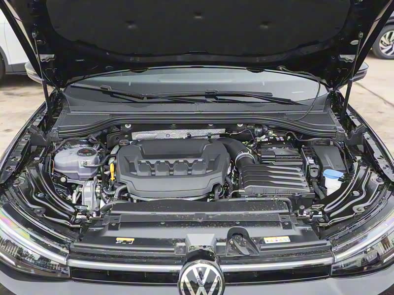 帕萨特高配的动力性能相比中低配提升明显吗?