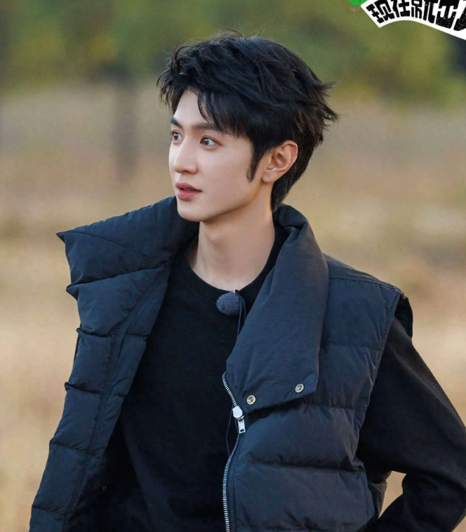 笑不活！陈哲远推脸赢王安宇，却遭沈腾连环吐槽