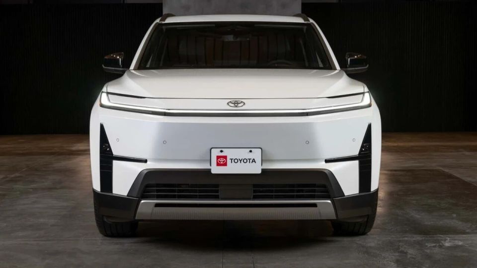 全新丰田纯电汉兰达,纯电续航515公里,能打新势力?