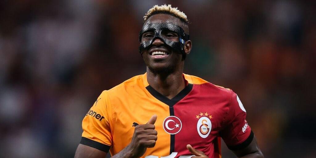 即将转会加拉塔萨雷,记者:奥斯梅恩预计今天飞往伊斯坦布尔