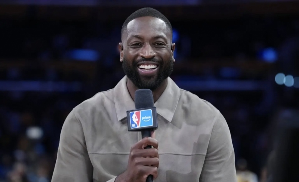 韦德评最伟大球员：乔丹、科比、詹姆斯、奥尼尔！库里入榜引热议