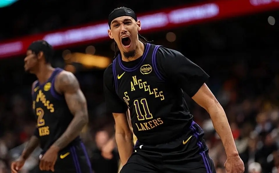 湖人内线有宝了！这不比艾顿香多了 1特质完美适配东契奇