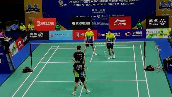 郑思维刘雨辰男双搭档默契十足攻防流畅