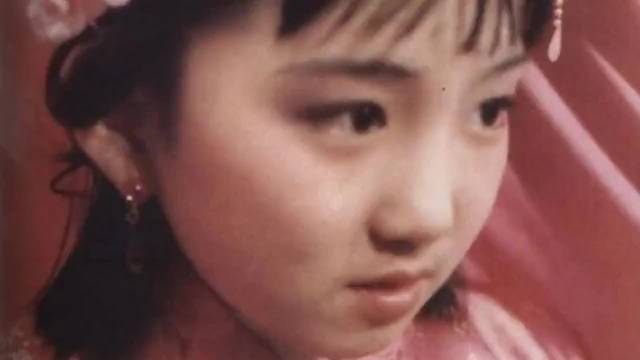 红楼梦：王熙凤的哥哥为何狠心将巧姐儿送去烟花巷？赵姨娘的话给出答案！