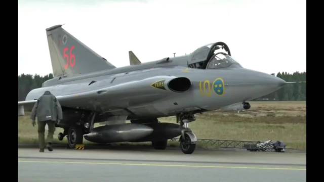 萨博-35战机双三角翼设计创2马赫速度,服役45年出口多国