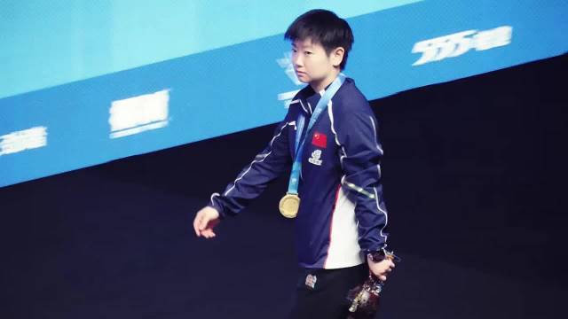 亚洲杯王励勤密谈孙颖莎释放信号！他应该明白孙颖莎比陈熠更重要