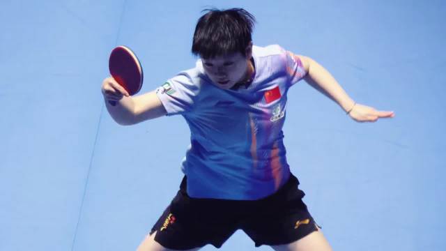 孙颖莎伤愈归来强势压制陈熠！陈熠看到孙颖莎只能望球兴叹