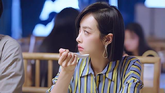 宋威龙 元宋暗恋贺繁星，丛笑以为是在开玩笑，哪料是真的