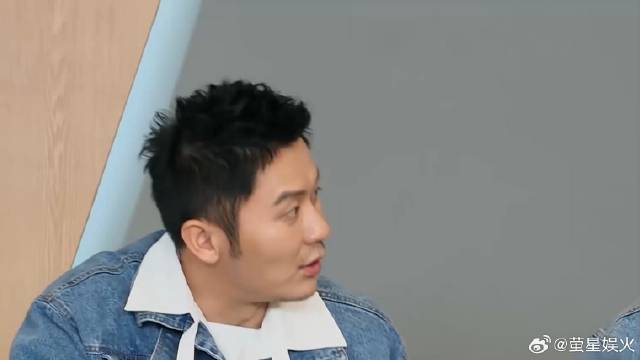 李晨贼喊捉贼 想让众人怀疑黄旭熙，不料他也有秘密任务！