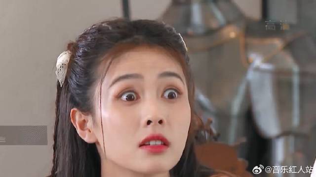 这表情包不就来了，看个视频白鹿杨颖，表情不要太搞笑了！