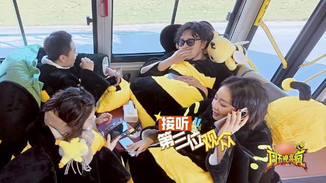 高叶被路人问高启强在哪，反手回拨酷酷输出