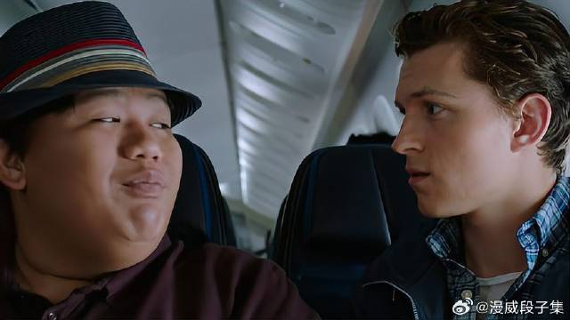 蜘蛛侠追求女同学 想换座位挨着她坐，这段很搞笑