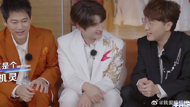 张远“婚庆歌手”实锤，粉丝在演唱会上求婚，笑惨苏醒王铮亮