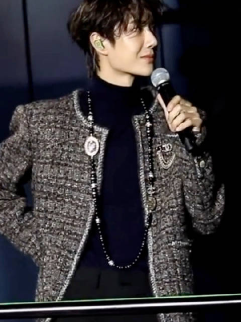 这完美的侧颜绝了，鲨疯了我