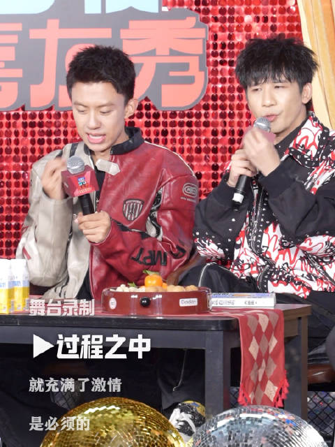 幽默的人就是随便聊天都像脱口秀，大老师一开口就是梗