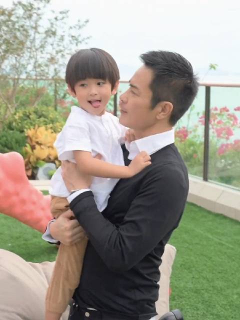 郑嘉颖被问是否记得若曦，回应显温情