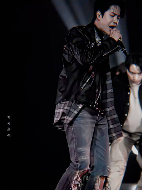 你就是我的世界守则，舞台的神！