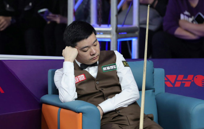 丁俊晖输给傅家俊的具体比赛过程是怎样的？