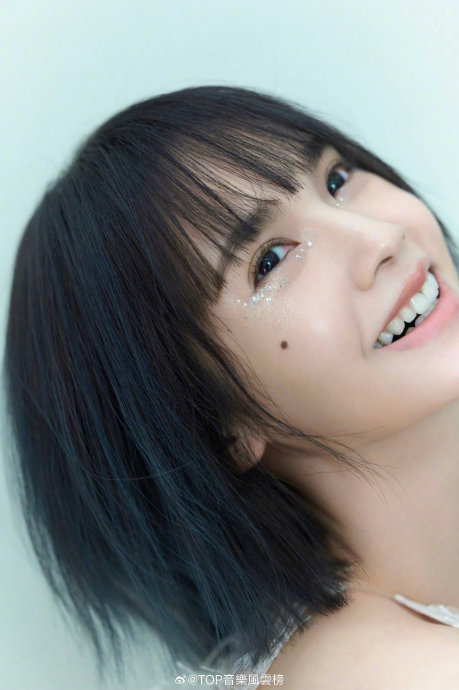 杨丞琳是如何从被嘲‘花瓶’成长为歌影双栖天后的？