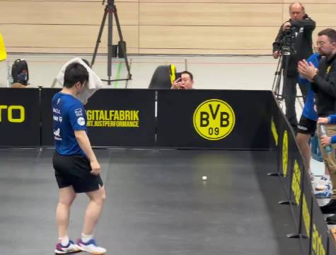 教练 你先别着急盖瓶盖，我还要再喝的