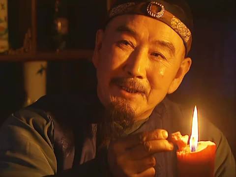 年羹尧与邬思道的谋略交锋，一句灯下黑理论替雍正解围