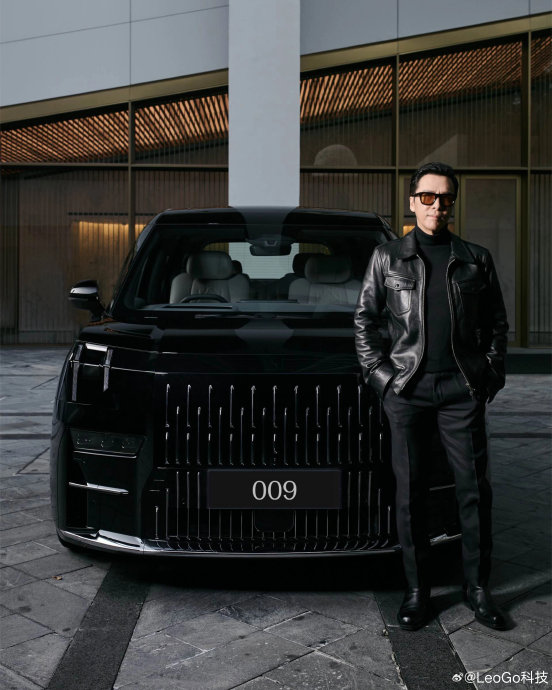 甄子丹提车极氪009时，现场10位“叶问”表演咏春拳是什么活动安排？