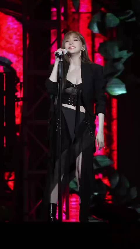 王心凌真的好白