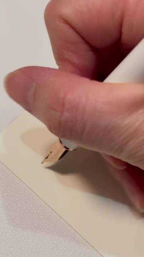 高中情书草稿引回忆，未寄出的青春告白