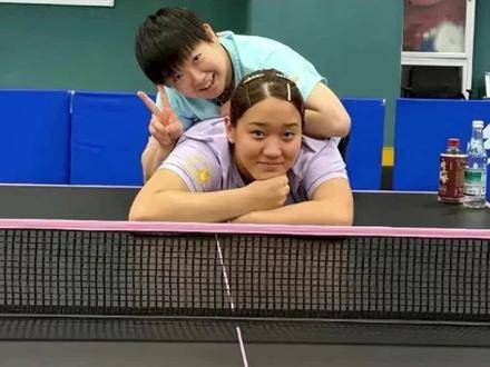 孙明阳深夜发声力挺孙颖莎，真挚情谊令人动容