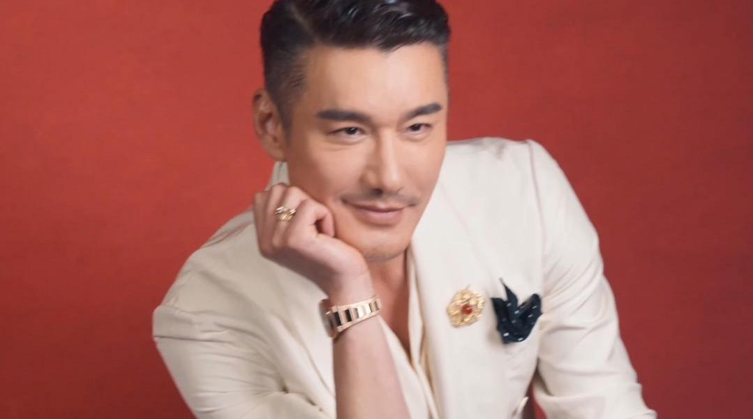 胡兵拍摄花絮展现时尚质感，北京台春晚即将播出