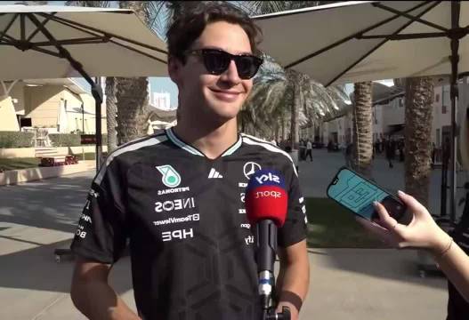 乔治称梅赛德斯新车为F1赛车，与维斯塔潘观点相异