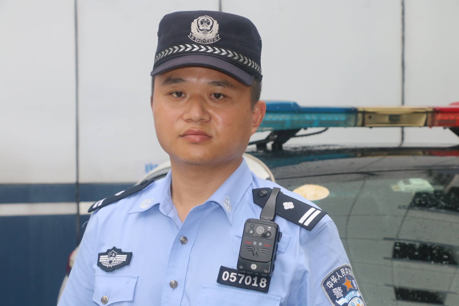 特区卫士丨李想:危急时刻显身手,挺身而出护民安