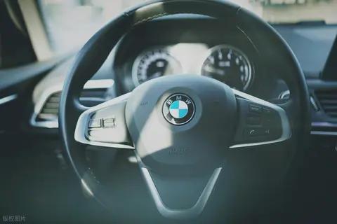 宝马突然全球召回，起动机小零件竟可能烧车，你家的在不在名单？