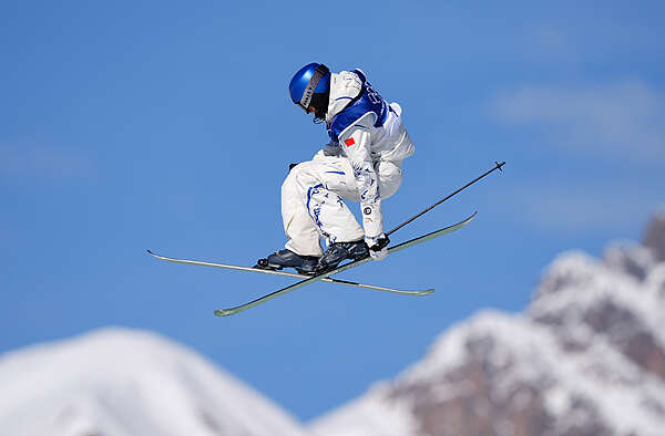 持续更新｜谷爱凌正在冲击金牌_体育频道_中国青年网