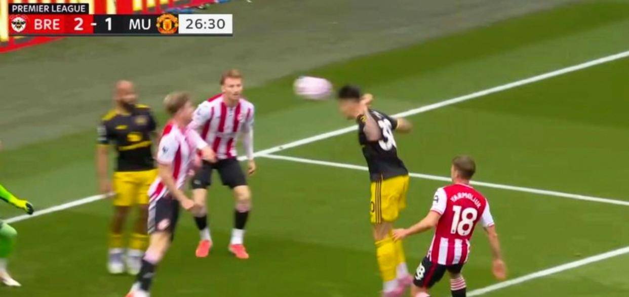 谢什科今天临晨绝平，助曼联战平西汉姆，最近状态不俗，和哲凯赖什暗暗较劲表现抢眼