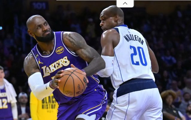 星空体育：詹姆斯三双助湖人击败独行侠 送对手九连败