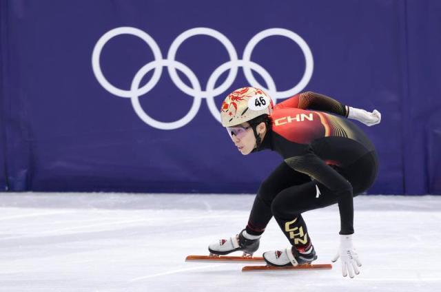 老将的坚韧!范可新获短道女子500米B组决赛第五名