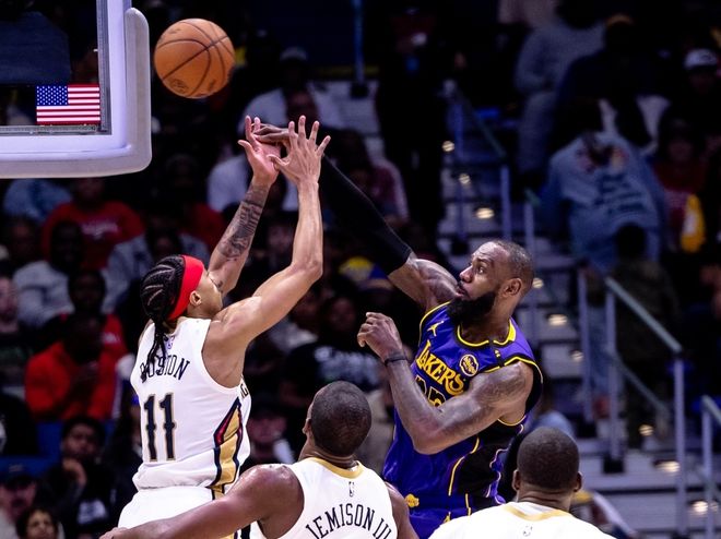 詹姆斯是史上五连胜场均三双最老的球员！