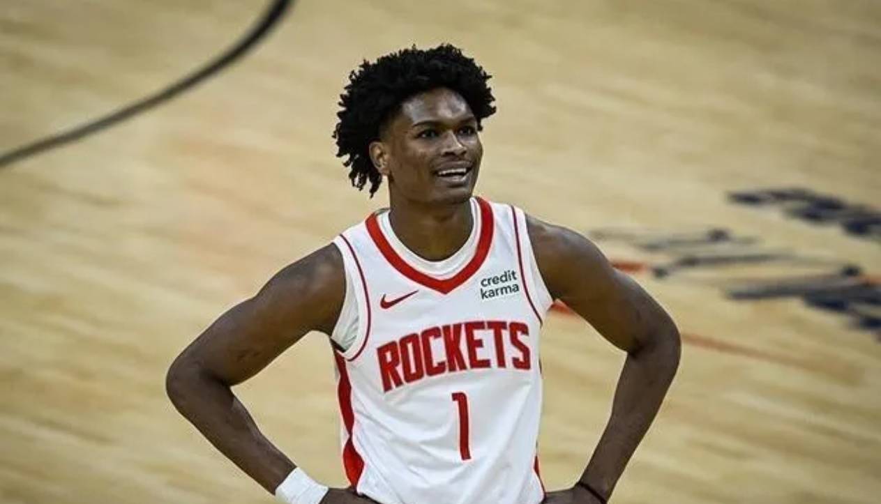 乌度卡强硬表态!阿门-汤普森首发控卫不可动摇,谢泼德无缘顶替