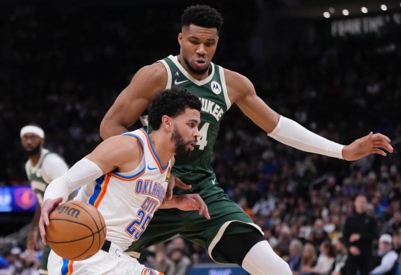 亚历山大40分11助,雄鹿惨败雷霆!字母哥仅19分,表现愈发消极