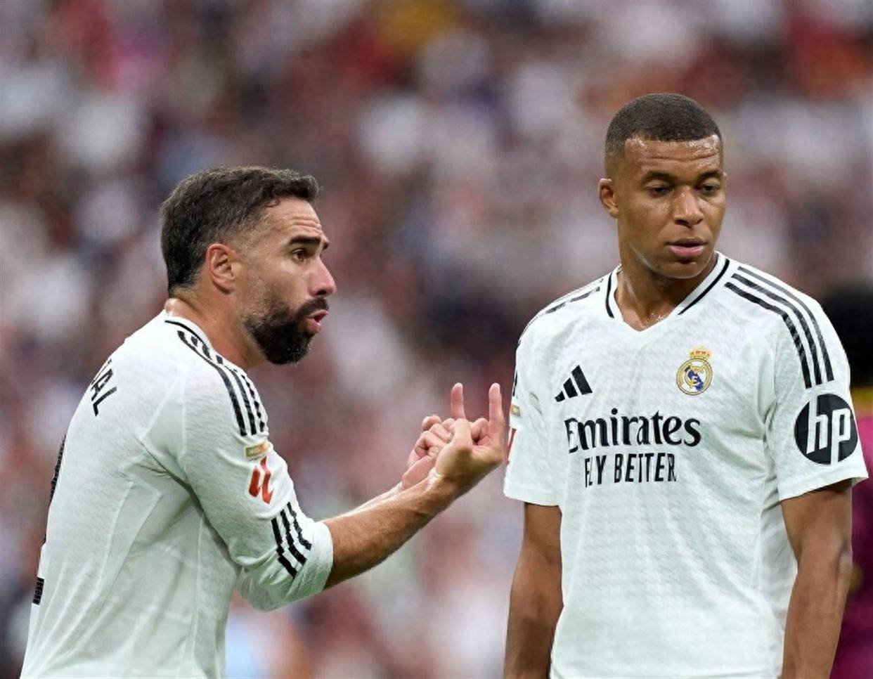 成为第3替补!皇马队长危机:连续5场坐穿板凳观战,世界杯怕是要悬了