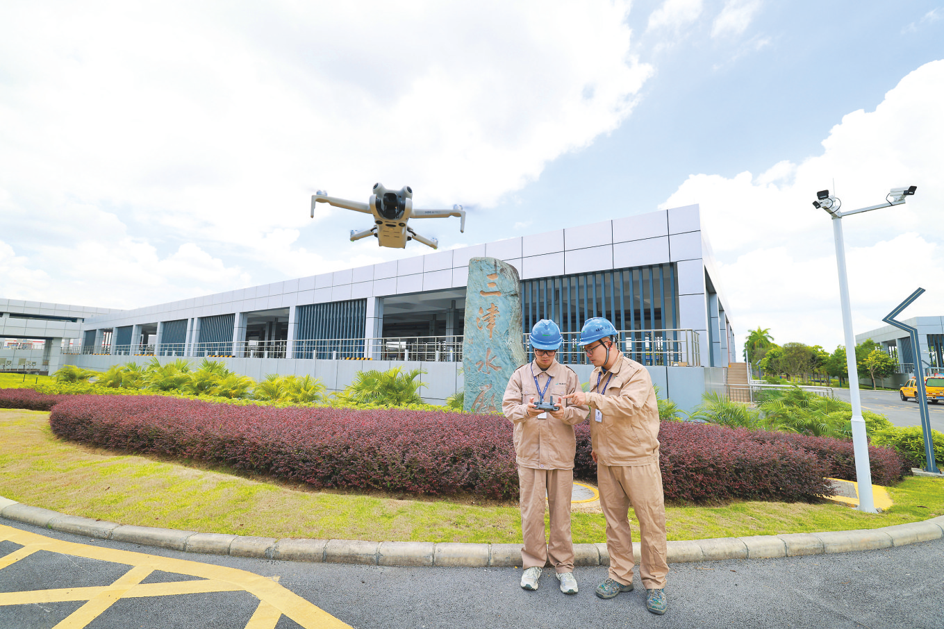 ˮ��������Աʹ�����˻��Գ�������Ѳ�졣���̳�ˮ��ͼ��