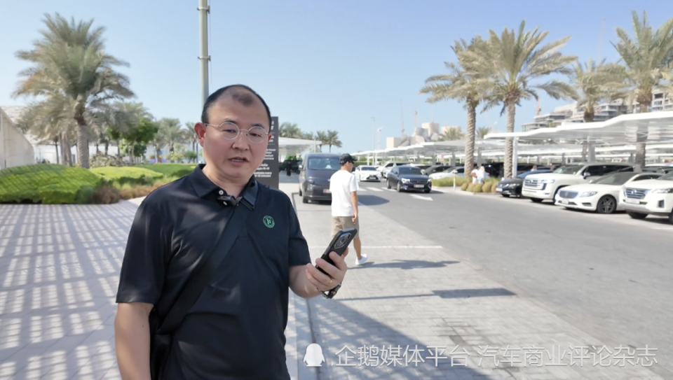 中东实测翻车，Robotaxi还是有点傻？